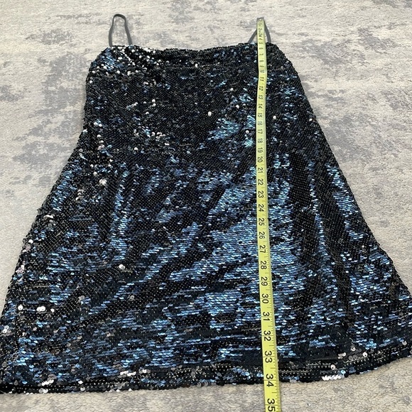 New L’Agence Nyla Sequin Embellished Charcoal Gray Black Mini Dress Cowl Sz 2 - Picture 9 of 13